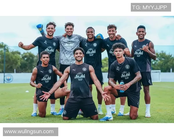 足球明星独特踢球姿势解析与技巧分享让你领略足球魅力 足球明星独特踢球姿势解析与技巧分享让你领略足球魅力